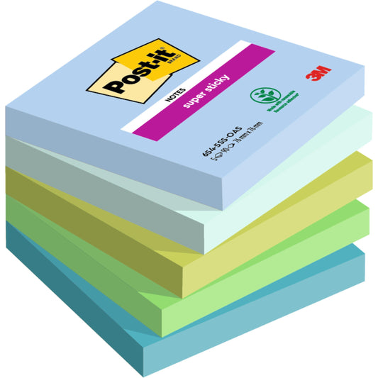 Ein Stapel Post-it® Super Sticky Notes (76 mm x 76 mm, 90 Blatt/Block, 100% PEFC) der 3M Deutschland GmbH in verschiedenen Blau- und Grüntönen mit dem Post-it- und 3M-Logo auf dem oberen Block.