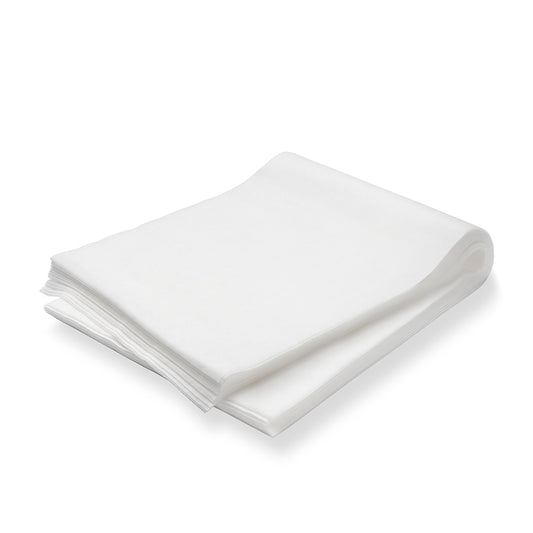 Eine Packung mit 100 TASKI Staubtüchern (60 x 25 cm, ölgetränkt) von Diversey Deutschland GmbH & Co. OHG ist sauber gestapelt auf einer weißen Fläche - ideal für die tägliche Pflege und Staubentfernung auf beschichteten und unbeschichteten Böden.