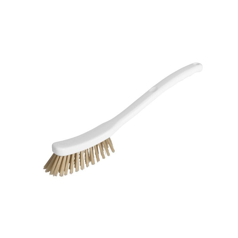 Ein Haug Bürsten KG UNIVERSALBÜRSTE SCHMAL, PEEK NATUR, 0.40MM MITTEL (295x25x23) mit beigen Borsten und einem gebogenen Griff, der für eine präzise Reinigung konzipiert ist, wird auf einem einfarbig weißen Hintergrund gezeigt.