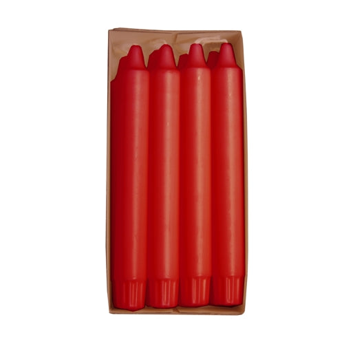 Eight red PAPSTAR crown candles, each 2.4 cm wide and 20 cm high, made of stearin with pointed tips and indented bottoms, stand side by side in a rectangular cardboard tray of PAPSTAR GmbH.