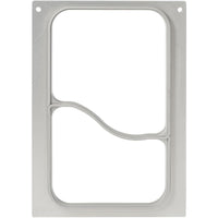 Die Kassette DF10/20 2-comp f. PP/M BK Menüschale 1146 ml 2 von Duni GmbH ist eine rechteckige, silberfarbene Schale mit zwei Fächern, die durch einen waagerechten, gewellten Trennsteg und vier kleine Ecklöcher getrennt sind. Packung (1 Stück).