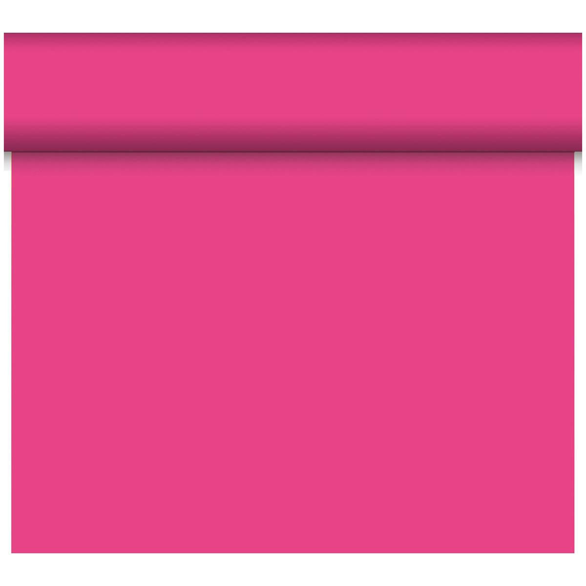 Ein teilweise ausgerollter Dunicel-Tischläufer Tête-à-Tête (24 m x 0,4 m, 20 Abschnitte) der Duni GmbH in leuchtendem Pink wirft einen Schatten entlang der Oberkante; seine glatte Oberfläche ist perfekt für eine elegante Tischdekoration.