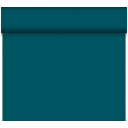 Der Dunicel-Tischläufer Tête-à-Tête 24 m x 0,4 m (20 Abschnitte) der Duni GmbH in teal ist teilweise auf weißem Untergrund ausgerollt - ideal für stilvolle Tischdekorationen oder elegante Tête-à-Tête-Situationen.