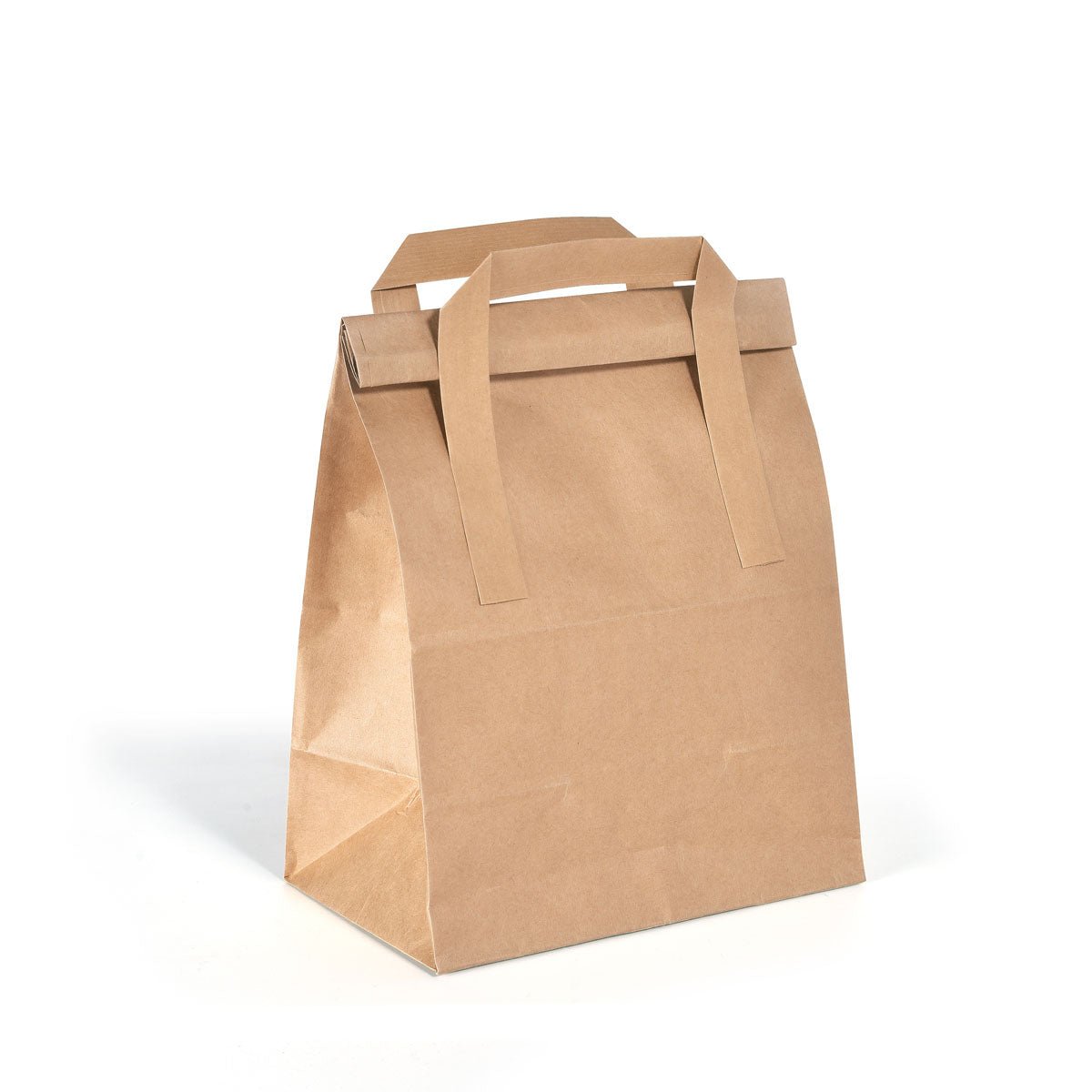 A BioPak Foldbag Small Brown Paper FSC 180x110x265 from Duni GmbH with two flat handles and a folded lid stands upright on a white background. Pack of 500 pieces.