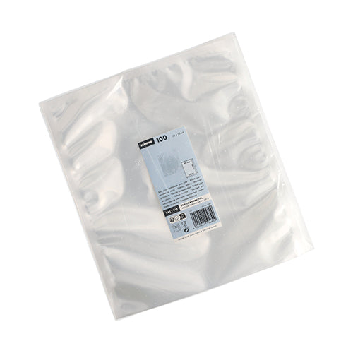 A pack of 100 transparent Starpak vacuum bags (40 x 30 cm, PA/PE) is delivered in a packaging with a white-blue label that contains product information, a barcode, and the illustration of a vacuum food bag.