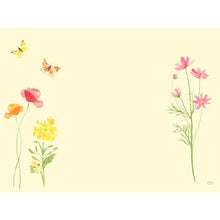 The Dunicel sets 30x40 from Duni GmbH have a light background with yellow and pink flowers on the edge, two butterflies in the upper left corner, and a largely empty center - ideal as stylish disposable placemats.