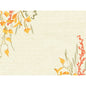 Papier-Tischsets 30x40cm Fall Beauty von Duni GmbH: Texturierter beiger Hintergrund, orange-gelbe Herbstblätter, grüne Stiele und rote Beeren in den Ecken-perfekt für herbstliche Tischdekoration. Packung mit 250 Stück.