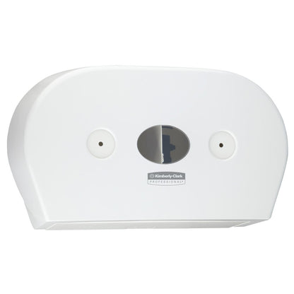 Der wandmontierte Aquarius™ Toilettenpapierspender - Zentralentnahme in Weiß (Jumbo) von Kimberly-Clark GmbH verfügt über ein ovales Sichtfenster, zwei runde zentrale Spender und das Kimberly-Clark Professional Logo unterhalb des Fensters.