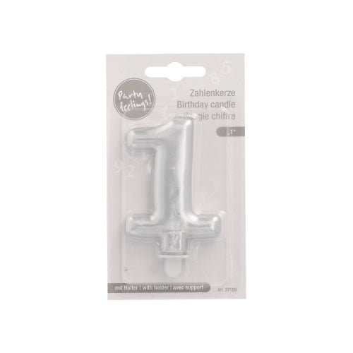 The PAPSTAR GmbH number candle with holder 7 cm "silver" is delivered in a plastic packaging with the inscription "Party Feeling!" and multilingual text, and includes a small base for easy setup.