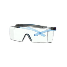 3M™ SecureFit™ 3700 Überbrille, blaue Bügel, Augenbrauenschutz, Scotchgard™ Anti-Fog-Beschichtung (K&N), transparente Scheibe, SF3701XSGAF-BLU-EU, 20 pro Packung | Packung (1 Stück)