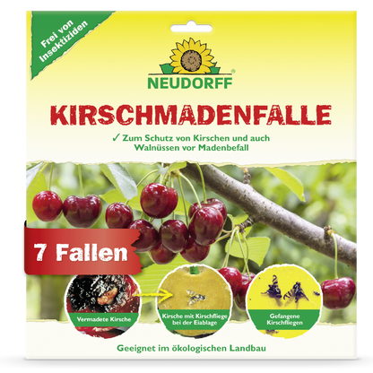 Die Vorderseite einer Neudorff Shop KirschmadenFalle zeigt reife Kirschen, Nahaufnahmen von Schäden durch die Kirschfruchtfliege, gefangene Maden und Fliegen. Der Text hebt die Eignung für die Bio-Kirschenernte hervor und dass die Packung 7 Fallen enthält.
