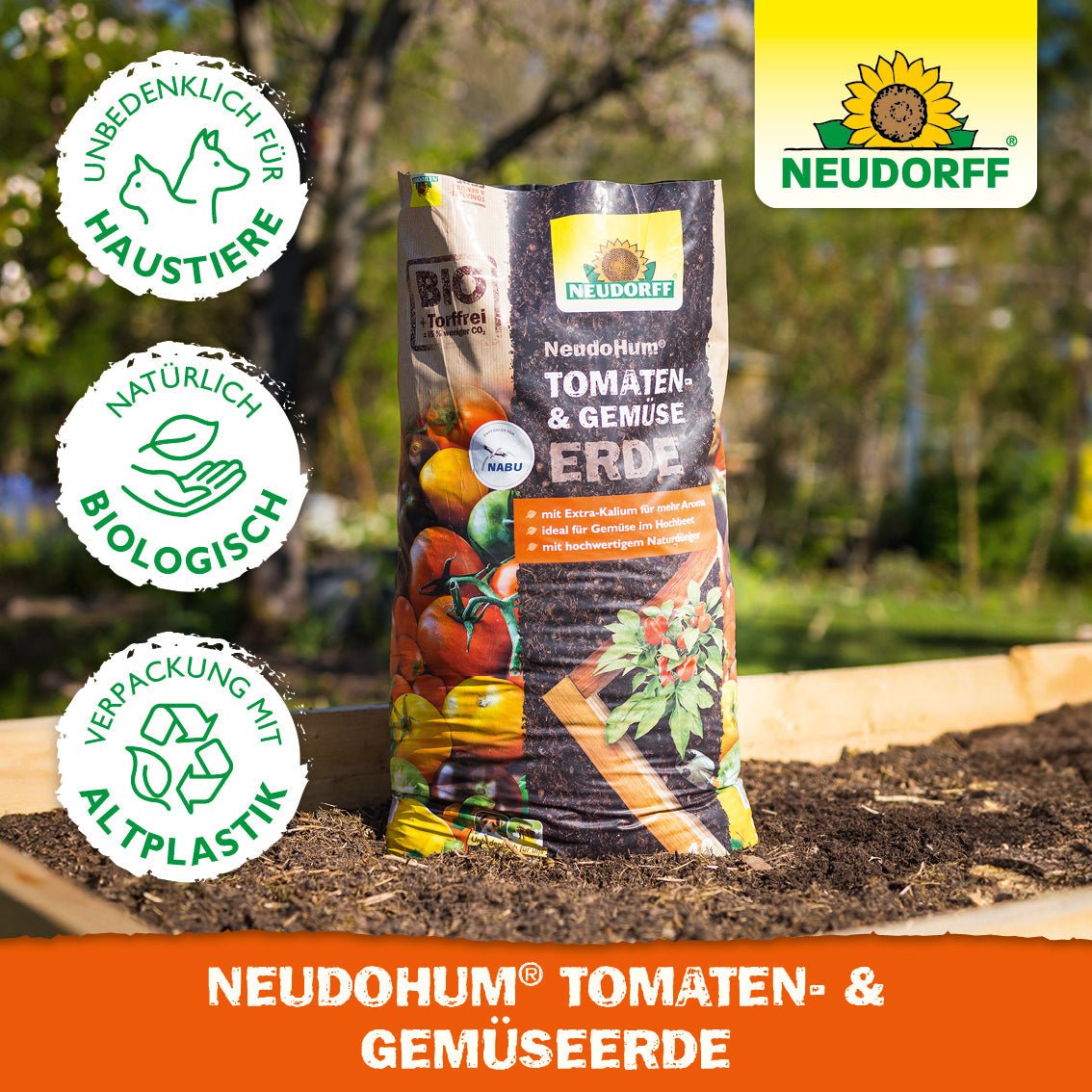 A bag of NeudoHum Tomato & Vegetable Soil from the Neudorff Shop stands on a garden bed, with symbols for animal protection, organic quality, and packaging made from recycled plastic. The Neudorff logo is located in the upper right corner.