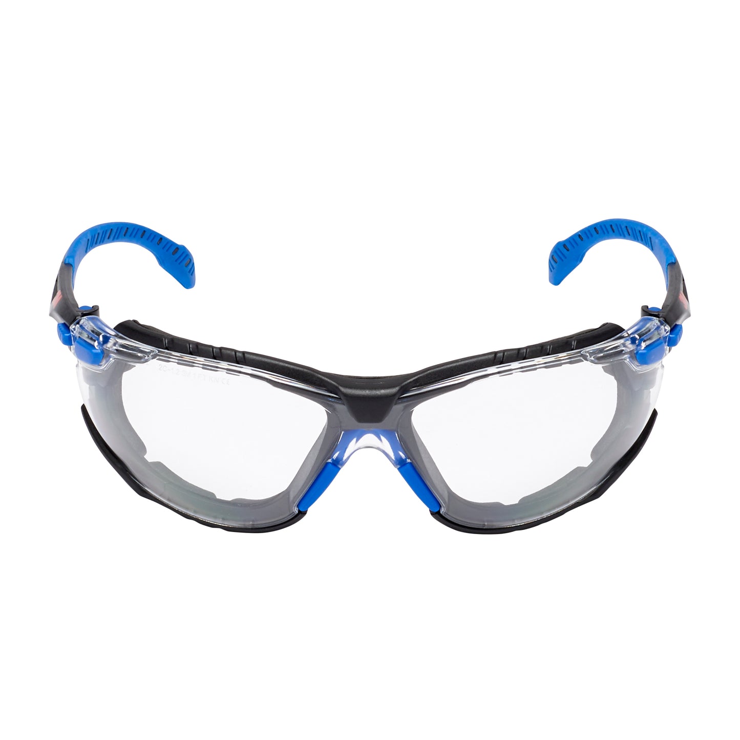 Die 3M™ Solus™ Schutzbrille 1000 von 3M Deutschland GmbH verfügt über klare Gläser, einen schwarzen Rahmen mit blauen Akzenten und gebogenen Bügeln, ein Wraparound-Design, eine Scotchgard™ Anti-Beschlag-Beschichtung und eine abnehmbare Schaumstoffdichtung. Abgebildet auf weißem Hintergrund.