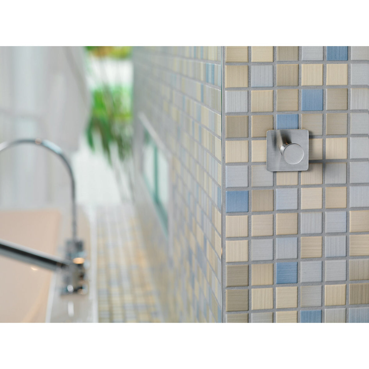 tesa Powerbutton Classic Haken Eckig – Anwendung