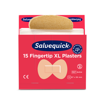 Eine rote Schachtel Orkla Wound Care AB XL Fingerspitzen Textilpflaster, 15 Stück/Mine (6 Stück Packung), mit einem teilweise entfernten Pflaster. Auf der Verpackung sind das CE-Zeichen, die Abmessungen und eine Abbildung der Fingerspitzenform abgebildet.