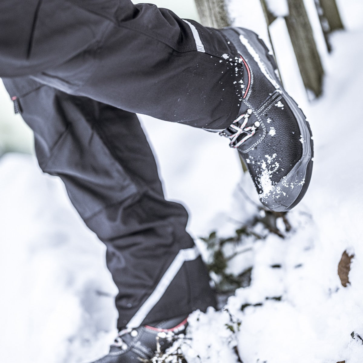 NITRAS STEP MID+ W, S3 safety winter boots, mid-height, black