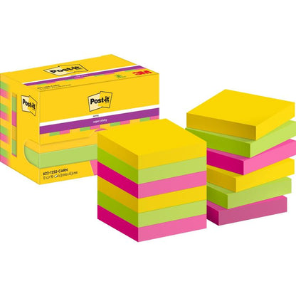 A yellow box of 3M Deutschland GmbH Post-it® Super Sticky Notes (47.6 mm x 47.6 mm, 90 sheets/block, 100% PEFC) stands next to several stacks of square notes in yellow, green, and pink with the logos of Post-it and 3M.