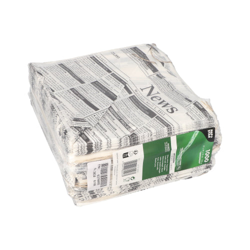 A stack of PAPSTAR 1000 cone bags, parchment substitute, greaseproof from PAPSTAR GmbH is tightly wrapped in clear plastic packaging, which has a green-white label with product information on the front.