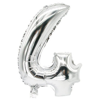 Der PAPSTAR Folienluftballon 35 cm x 20 cm silber der PAPSTAR GmbH in Form der Zahl Vier sticht vor einem schlichten weißen Untergrund hervor – ideal für moderne Dekorationen.