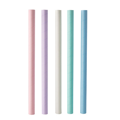 Fünf PAPSTAR Bubble Tea Papierhalme (Ø12mm, 20cm) in rosa, lavendel, weiß, mintgrün und hellblau stehen senkrecht in einer Reihe vor einem schlichten weißen Hintergrund. Marke: PAPSTAR GmbH. Packung: 200 Stück.