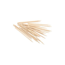 A set of PAPSTAR finger food skewers wood "pure", 10 cm long and 3 mm in diameter, from PAPSTAR GmbH lies on a white background - perfect as pointed wooden skewers for gastronomy or finger food at any event (1000 pieces per pack).