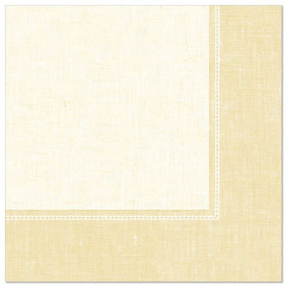 Die PAPSTAR 50 Servietten "ROYAL Collection" 1/4-Falz 40 x 40 cm champagner der PAPSTAR GmbH bieten ein klassisches Design mit heller Mitte und dunklerem champagner-beigen Rand, ideal für den elegant gedeckten Tisch.