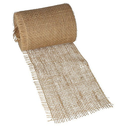 Eine Rolle PAPSTAR Dekoband Jute 10 m natur von der PAPSTAR GmbH ist auf weißem Untergrund teilweise abgerollt und zeigt ihre grobe, offenmaschige Struktur – ideal für kreative Projekte oder natürliche Dekoration.