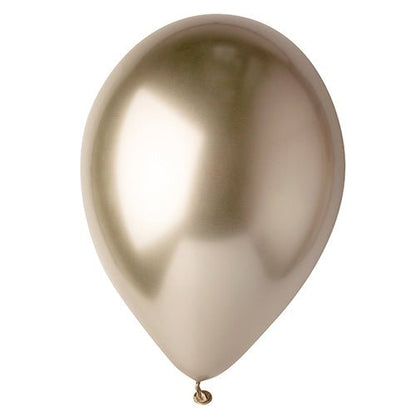 A single inflated PAPSTAR 4 balloons as big as the PAPSTAR A GmbH logo with a knotted bow on a white background adds a touch of style and enhances any festive atmosphere.