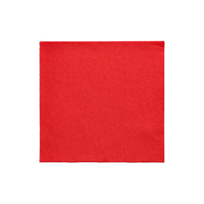 Eine einzelne PAPSTAR Servietten 1/4-Falz, 24x24 cm rote Serviette aus der "DAILY Collection" (20 Stück) der PAPSTAR GmbH liegt flach auf einem weißen Untergrund.