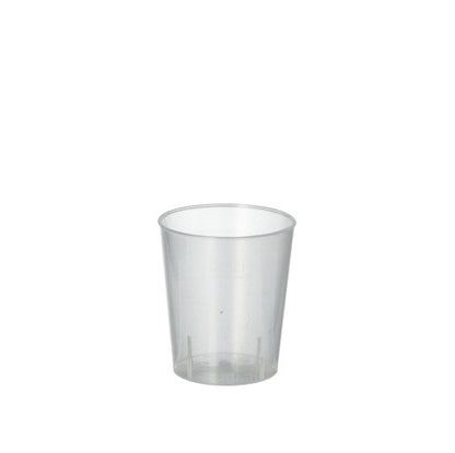 A clear, unmarked Starpak schnapps glass made of PP stands centered against a white background. The rigid reusable glass from the Starpak 50 series is unbreakable and characterized by simplicity and high durability.
