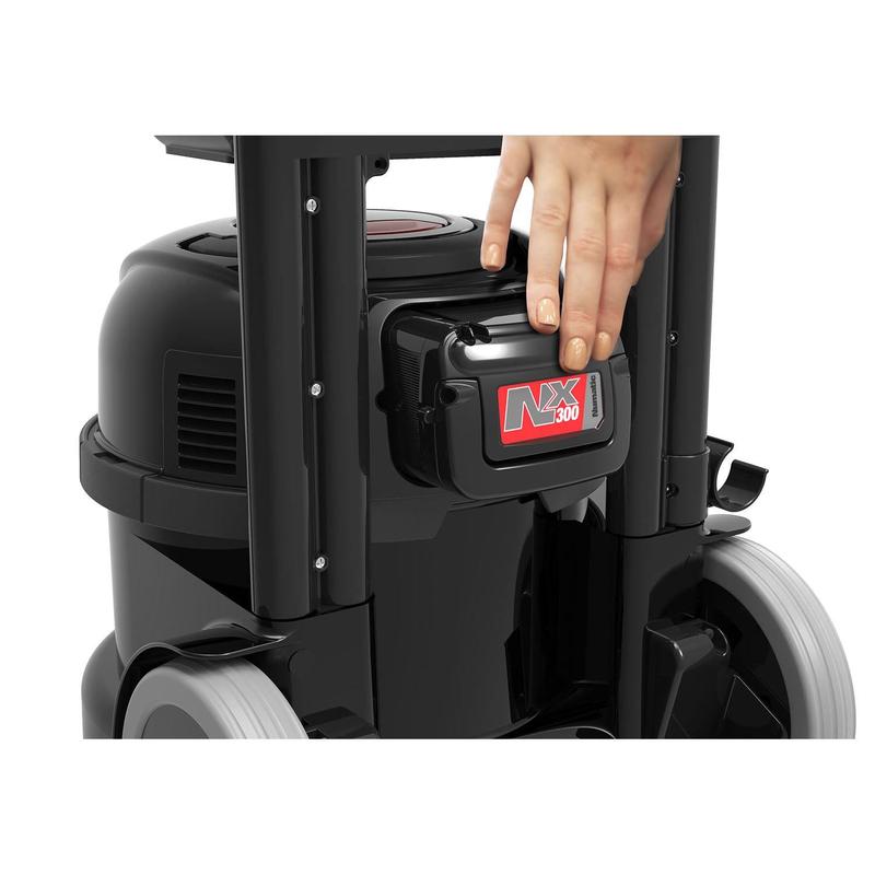 Numatic Batterie-Staubsauger PBT230NX/1, schwarz, Zubehörset AS56(2.2P) | Packung (1 Stück)