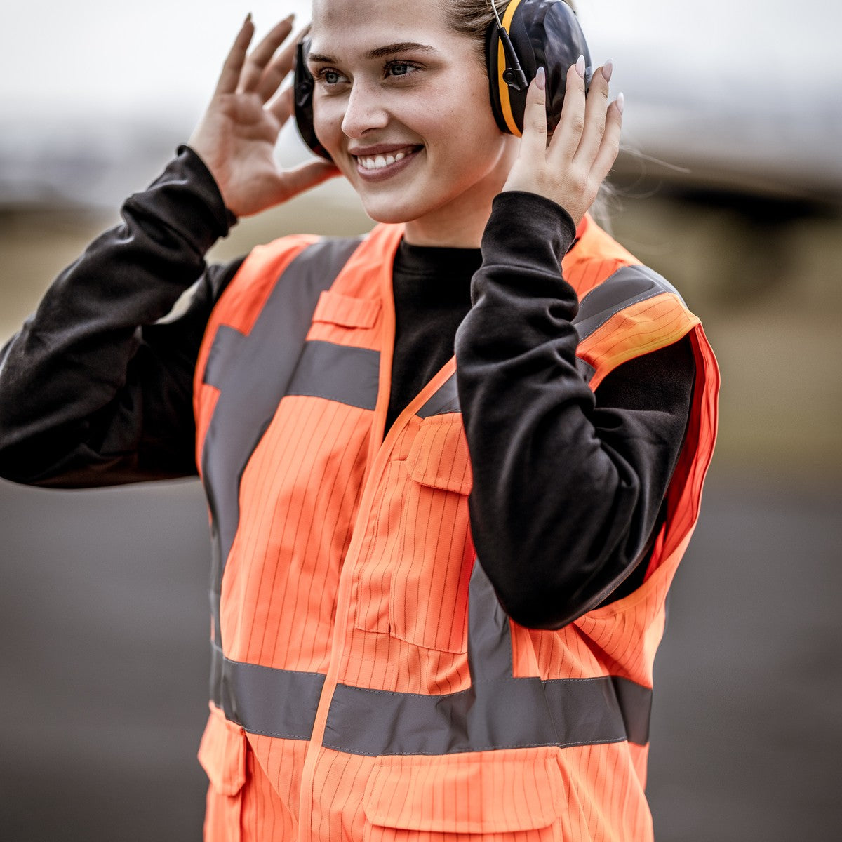 NITRAS MUTE DEFENDER PRO, Kapselgehörschutz, schwarz / gelb, EN 352-1 Kunststoff | Packung (1 Stück)