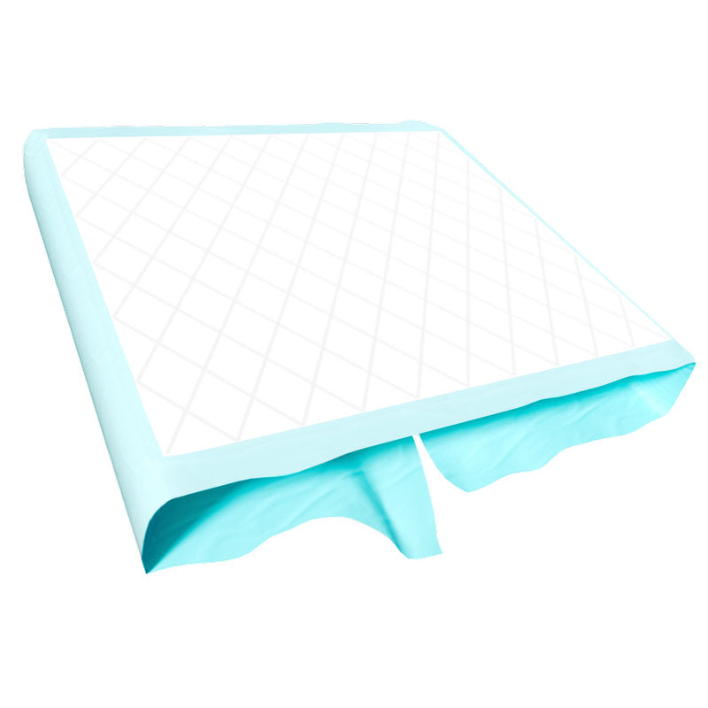 Die Einweg-Unterlage Abri-Soft Superdry von Abena Re-Seller GmbH (80x180 cm, 30 Paar/Packung) ist eine saugfähige Einwegunterlage mit weißer, gesteppter Oberfläche und hellblauer Rückseite, ideal für die Inkontinenzversorgung oder das Haustiertraining.