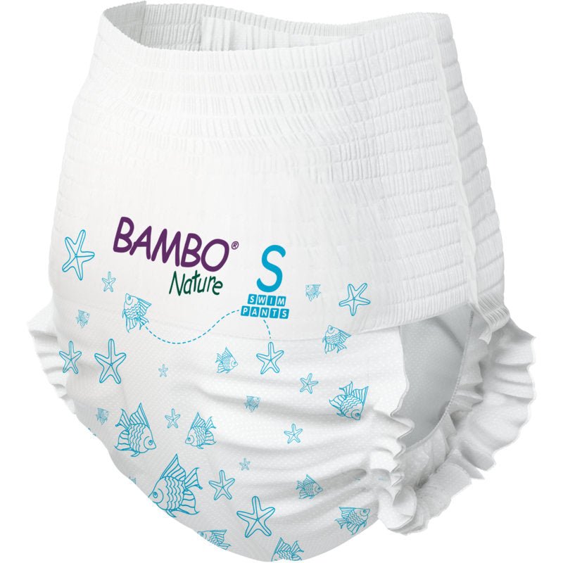 The Bambo Nature swim diapers, size S, 7-12 kg (pack of 12) from Abena Re-Seller GmbH are white swim diapers with blue fish and starfish patterns, as well as an elastic waistband and leg cuffs. Ideal for babies.