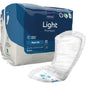 Abgebildet ist eine Packung ABENA Light Maxi 4A, Premium von Abena Re-Seller GmbH (8 Stück) mit einem Tampon im Vordergrund, der die wichtigsten Merkmale und Zertifizierungssymbole für den Premium-Blasenschutz hervorhebt.