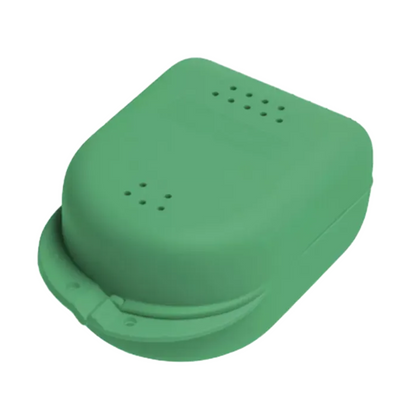 A green, rectangular AMPri PP Dental braces box made of polypropylene from AMPri Handelsgesellschaft mbH with a rounded top and small ventilation holes. This box features a flip lid with a secure closure, making it ideal for the safe storage of items.