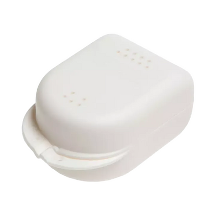 This AMPri PP Dental braces box for children 90 x 60 x 45 cm, offered by AMPri Handelsgesellschaft mbH, is a white, rectangular polypropylene container with a flip lid and small ventilation holes on the top and sides, making it ideal for storage or transport. Available in various colors and packaged in a set of 14 pieces.