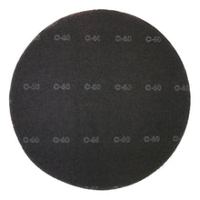 Abgebildet ist eine runde, flache, schwarze Arcora Profi Gitterleinen Pads Schleifgitter 17'' Schleifscheibe der Arcora International GmbH von oben auf weißem Hintergrund.