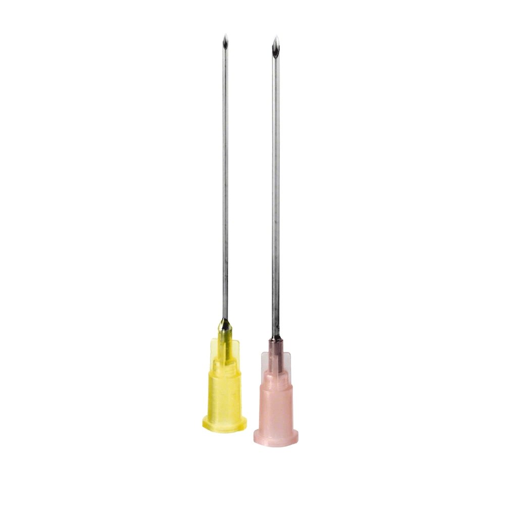 The picture shows two B. Braun Sterican® Intramuscular Cannula, Short-Bevel Needles, manufactured by B. Braun Deutschland GmbH & Co. KG, with plastic hubs in yellow and pink. Each needle is made of chrome-nickel steel and is intended for intramuscular use.