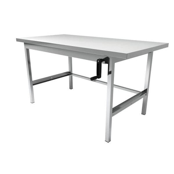 The Novocal work and storage table made of stainless steel by Novocal features a flat, rectangular surface, four straight legs, and is ideally suited for various work areas thanks to its simple design. Package: 1 piece.