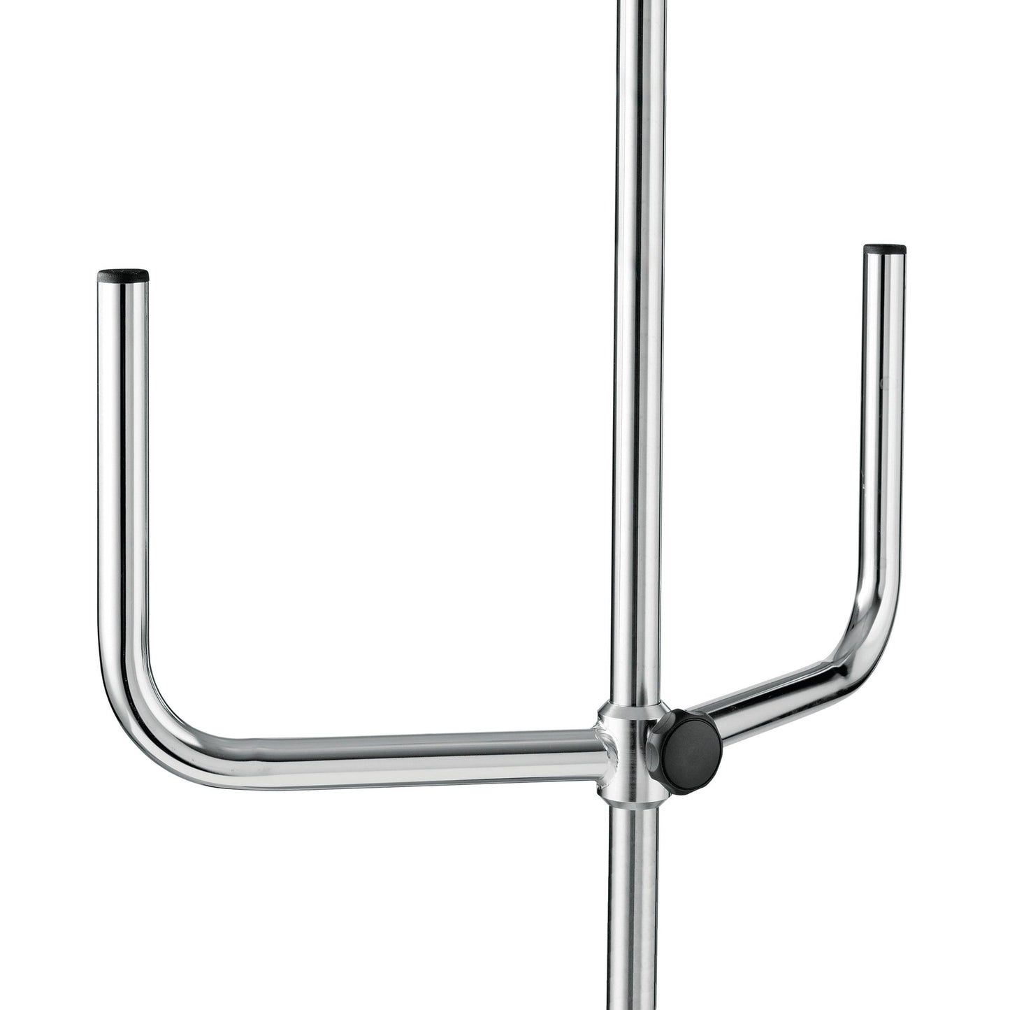 Eine Nahaufnahme des Novocal Infusionspumpenhalters für Pumpen zeigt seinen stabilen Metallständer mit einer zentralen Stange und zwei U-förmigen horizontalen Armen, die jeweils mit einer schwarzen Kappe versehen sind - perfekt für die Befestigung von Infusionspumpen.