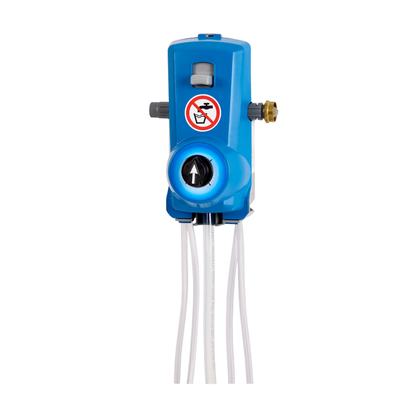 The Kiehl DosiJet-Select 4P-4L from Johannes Kiehl KG is a blue, wall-mounted multi-dosing device for 4 products (max. 4 L/min). It features a rotary knob, white hoses at the bottom, a gray spout on the left, a brass connection on the right, and the "Do not drink" symbol on the front.