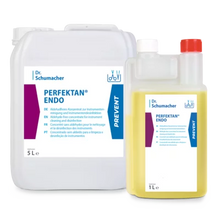 Zwei Gebinde der Dr. Schumacher GmbH PERFEKTAN® ENDO - ein 5L weißes und ein 1L gelbes - beide mit weißem Etikett und blauer Schrift, dargestellt auf hellem Grund. Ideales Desinfektionsmittel für die Aufbereitung von Endoskopen (Endoskop Aufbereitung).