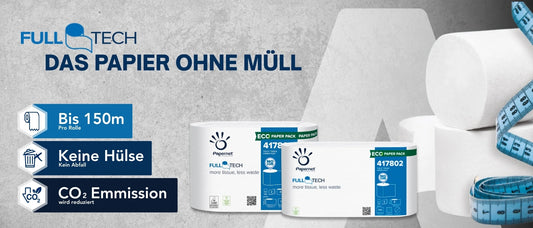 Werbebanner für Papernet FULL TECH Toilettenpapier mit dem Slogan „Das Papier ohne Müll“. Links im Bild werden die Vorteile hervorgehoben: bis zu 150 Meter pro Rolle, keine Hülse – kein Abfall, und reduzierte CO₂-Emission. Rechts sind mehrere Papierrollen und Verpackungen des Papernet FULL TECH Hygienepapiers zu sehen, daneben ein blaues Maßband.