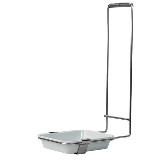 Der AMPri Schalenhalter aus Edelstahl ist passendes Zubehör für alle 500 ml Desinfektions- und Seifenspender mit herausnehmbarer Kunststoffschale, ideal als Wandspender Zubehör. 1 Stück.