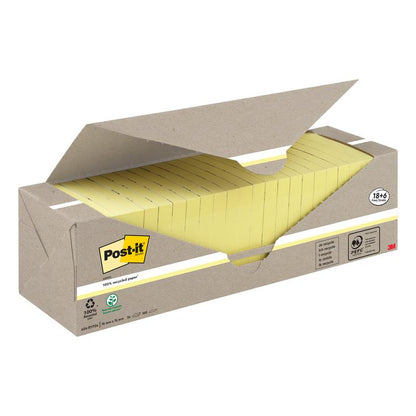 An open box from 3M Deutschland GmbH shows the logo of Post-it® Recycling Notes (76 mm x 76 mm, promotion, 100 sheets/block, 100% PEFC) along with information about the recycling content and block quantity.