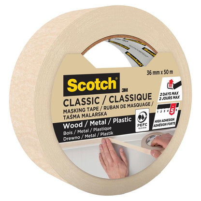A hand holds a roll of 3M Scotch® Classic Masking Tape (36 mm x 50 m, 1 roll, 70% PEFC, SGSCH-PEFC-COC-110078) from 3M Deutschland GmbH. The label indicates that it is suitable for wood, metal, and plastic surfaces.