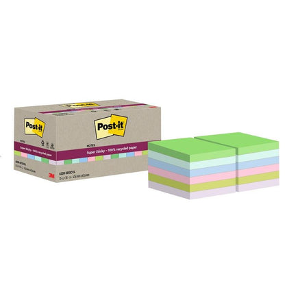 A box of Post-it® Super Sticky 100% Recycled Notes (47.6 x 47.6 mm, 70 sheets/block, 100% PEFC) from 3M Deutschland GmbH is shown next to stacks of green, blue, purple, pink, and yellow sticky notes.