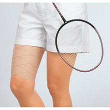 Eloflex, Support and Pressure-Relief Bandage, Long-Stretch 180% Elongation, 7 m when stretched – in use